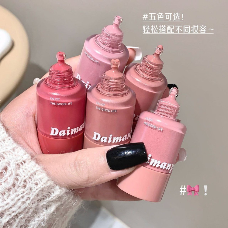 رژگونه دکمهای کریستالی Daimanpu